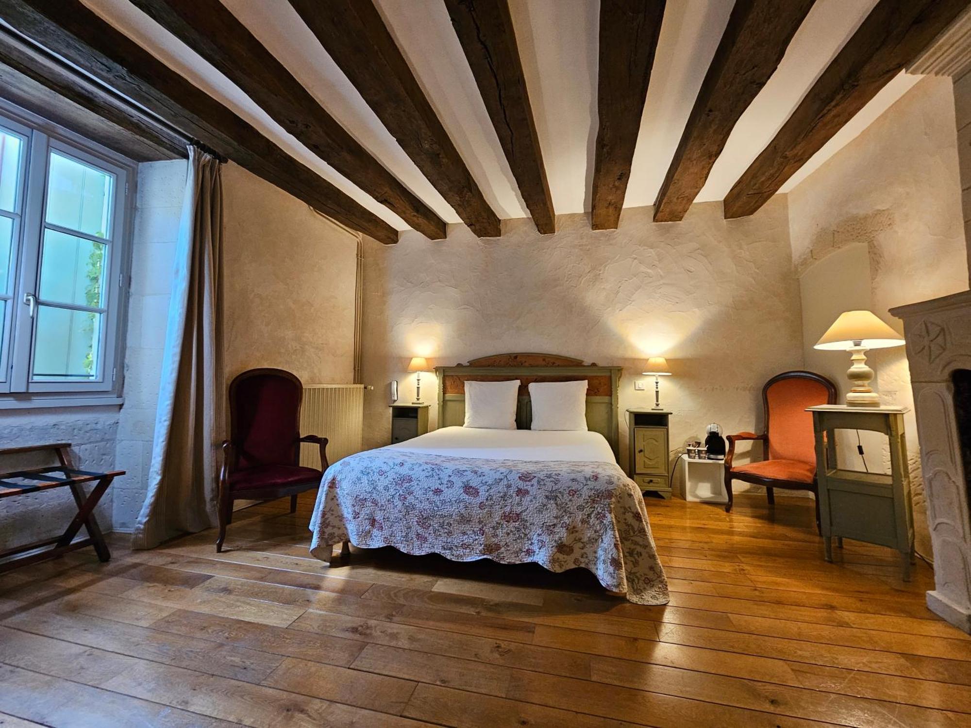 Logis Hotel Restaurant Relais De La Mothe Yzeures-sur-Creuse Εξωτερικό φωτογραφία