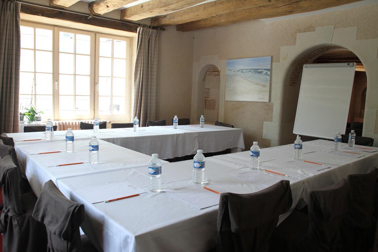 Logis Hotel Restaurant Relais De La Mothe Yzeures-sur-Creuse Εξωτερικό φωτογραφία
